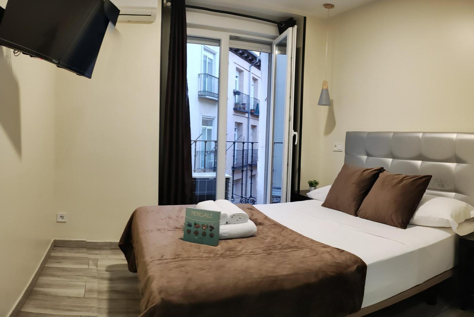 Ch Cruz Madrid — Photos 2
